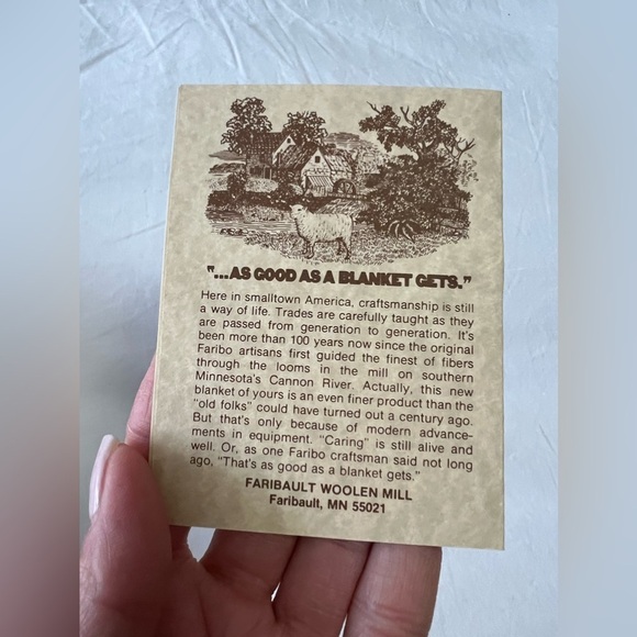 Faribo | Acrylic Fringed | Red Black Tartan Plaid Travel Lap Blanket - Picture 7 of 7